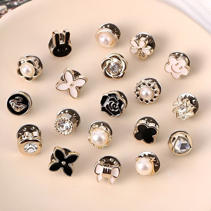 CharmPins™ - Dress your outfits with ease - Levora