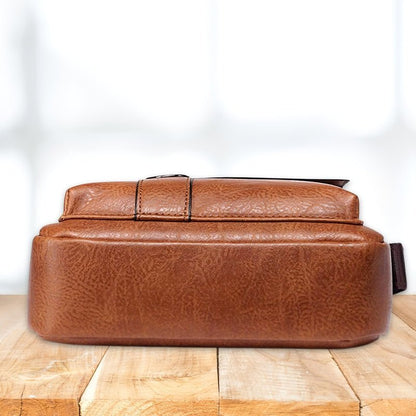 LuxeLeather™ - Crossbody Bag – Modern and Elegant - Levora