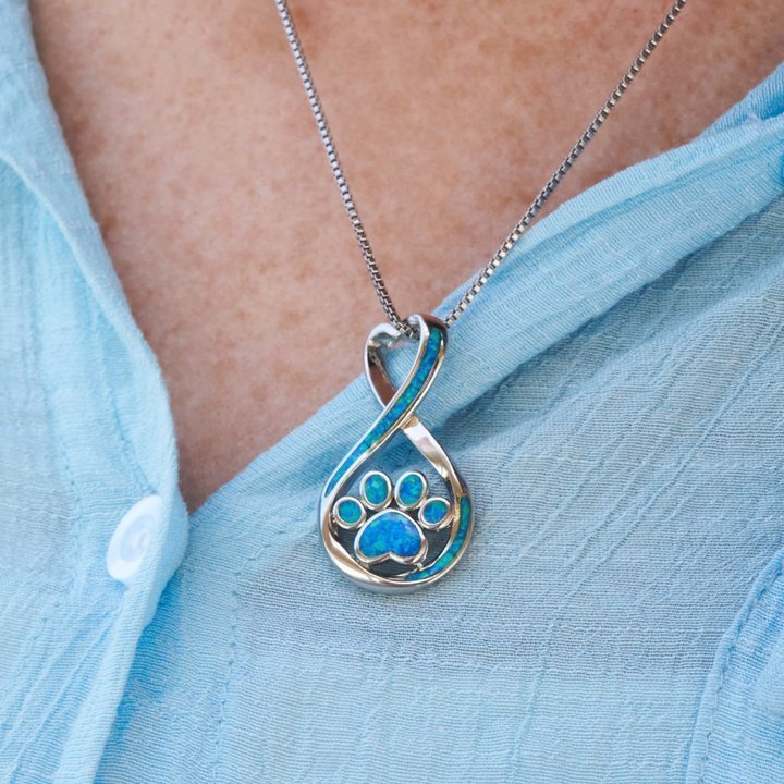 Serene Paws (+FREE EARRINGS! – Elegant and Confident - Levora