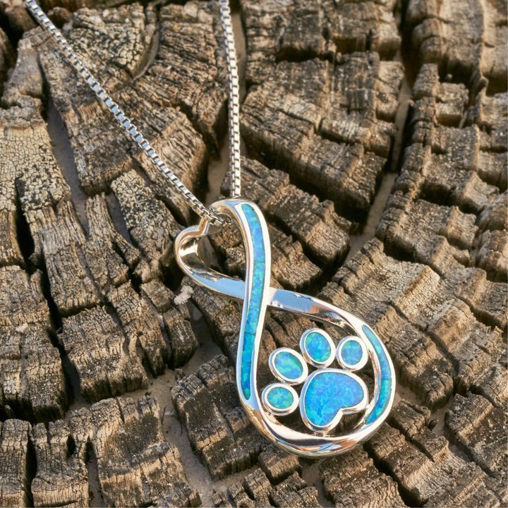 Serene Paws (+FREE EARRINGS! – Elegant and Confident - Levora